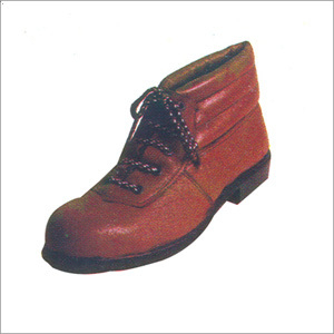 Balmoral High Safety Shoes - Color: Brawn