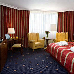 Hotel Diplomat - High-Quality Fabrics 30-40 sq.m Red | Luxury Rooms Comfortable Stay Elegant Design Wi-Fi TV