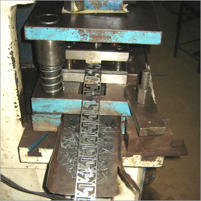 Precision parts with Progressive Tool