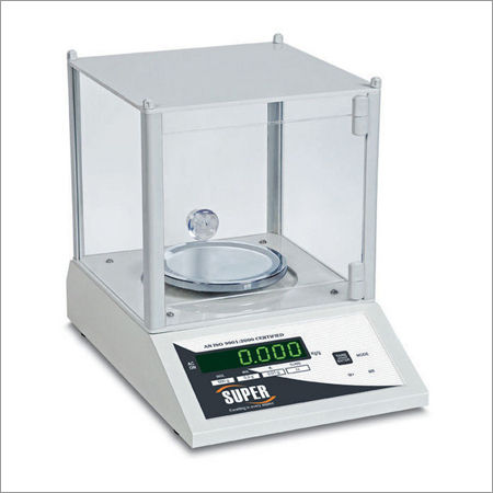 https://cpimg.tistatic.com/00727188/b/5/Jewellery-Weighing-Scales.jpg