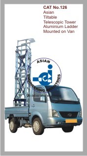 Tiltable Telescopic Tower Aluminium Ladder Mounted on Van