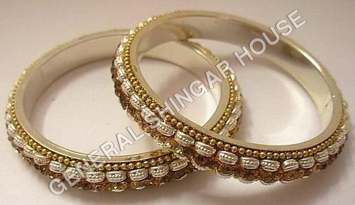 LAC BANGLES