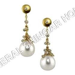 DESIGNER EARINGS