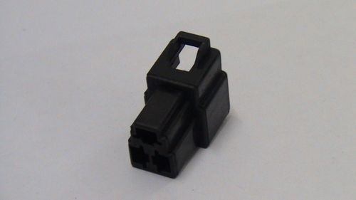 3 Way Male Connector