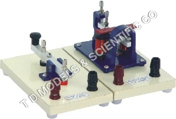 MORSE KEY AND MORSE SOUNDER