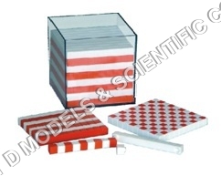 DISSECTIBLE PLASTIC CUBE