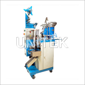 Hardware packing machine