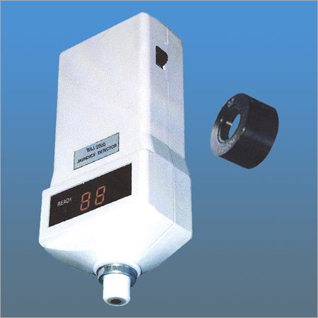 Jaundice Detector (Transultaneous Bilirubinometer)