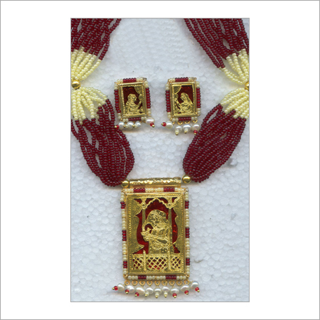 कॉस्ट्यूम और फैशन आभूषण