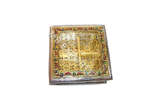 Golden White Metal Gold Plated Jewlery Box 