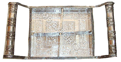 Brown White Metal Fancy Tray In Jaipur