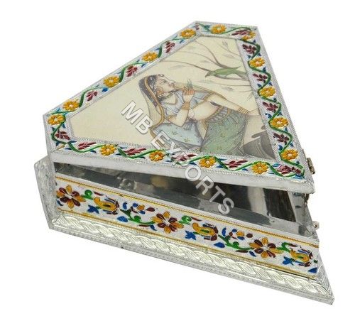 GERMAN SILVER TRIANGULAR GIFT BOX 