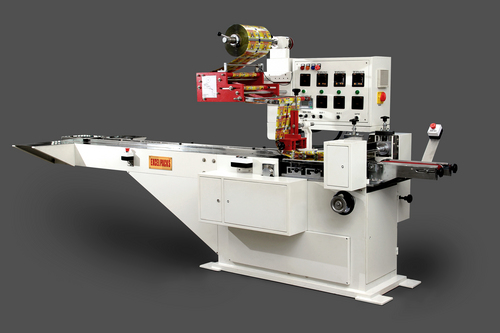 FLOW WRAP MACHINE