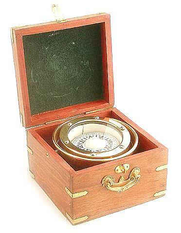 COMPASS WITH BOX