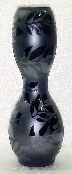 GLASS VASE