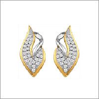  Fashionable Diamond Earring