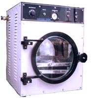 VACCUM OVEN