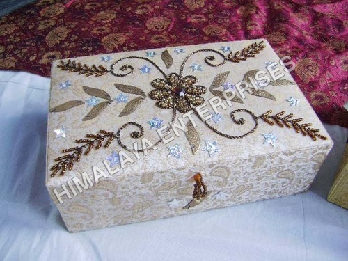 Jewellery Box Design: Hand Embroidered
