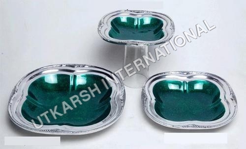 Recycled Aluminum Dishes - Oval Shape, Green, Multiple Finishes | Durable, Lightweight, Eco-Friendly Sets