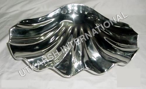 Maple Leaf Aluminium dish
