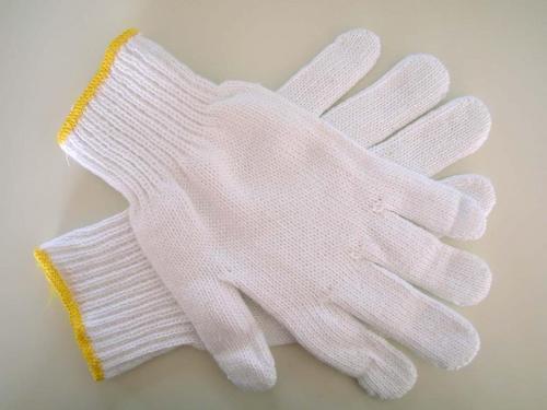 Knitted Gloves