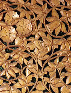 लकड़ी की सजावटी वस्तु