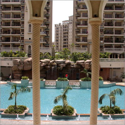 Resort Pool Cleaning Services