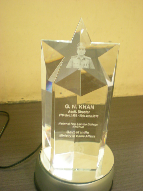 Dia Cut Greeting Plaque - Crystal, 15x10x5 cm, Metallic Base | Laser Engraved, Star Shape, Personalized Memento
