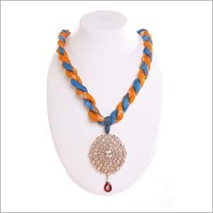 Twisted Bandhani
