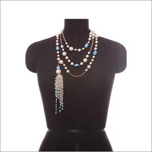 Turquoise Blue Stone With Pearls