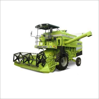 Green And Black 3500 Self Combine Harvester