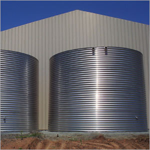 Stainless Steel Round Tanks
