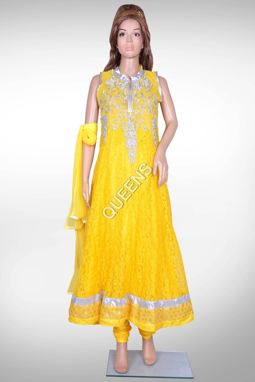 Knitted Garments Age Group: 20-35