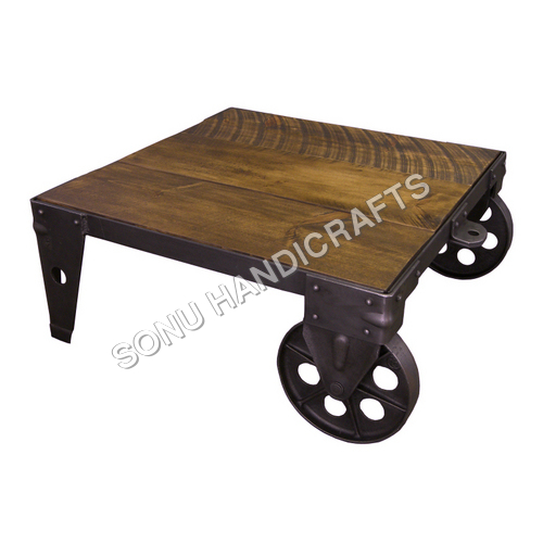 IRON COFFEE TABLE WITH WOODEN TOP