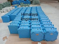 Flameproof Junction Box And Flameproof Enclousers Cover Material: Metal Base