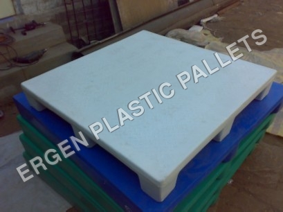 Molded Plastic Pallets