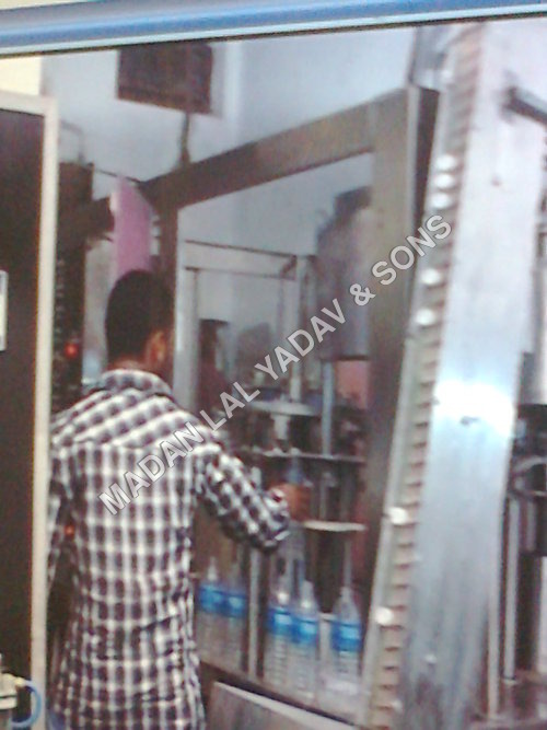 Mineral Bottle Filling Machine