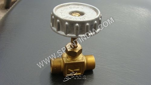 LPG Valve - Brass, 10x5x5 cm, Threaded Connection | Leakproof Design, Precise Control, Durable Material