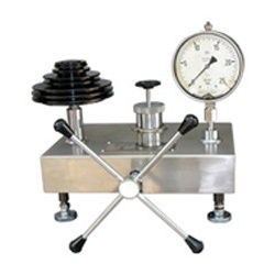 Hydraulic Dead Weight Tester
