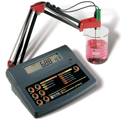 pH Bench meter