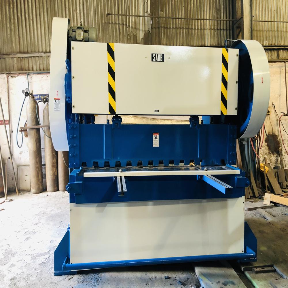 Gulliotione Over Crank Shearing Machine - Automatic Grade: Automatic