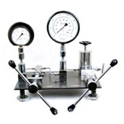 Hydraulic Pressure Gauge Comparator