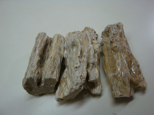 Damar Batu