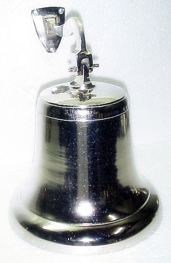 METAL BELLS & WALL DECORATIONS