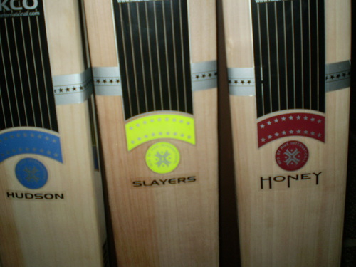 KASHMIR CRICKET BATS