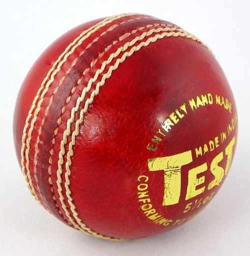 TEST CRICKET LEATHER BALLS