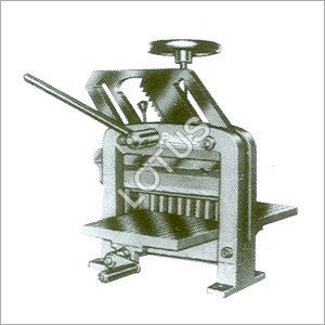 Table Model Paper Cutting Machine