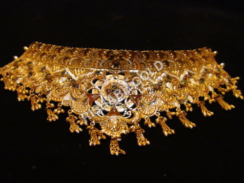 Ladies Designer Gold Necklace