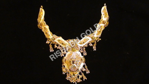 Gold NECKLACE