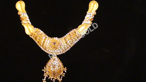 Gold NECKLACE